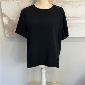 Who What Wear Classic Black Short Sleeve Top size XL